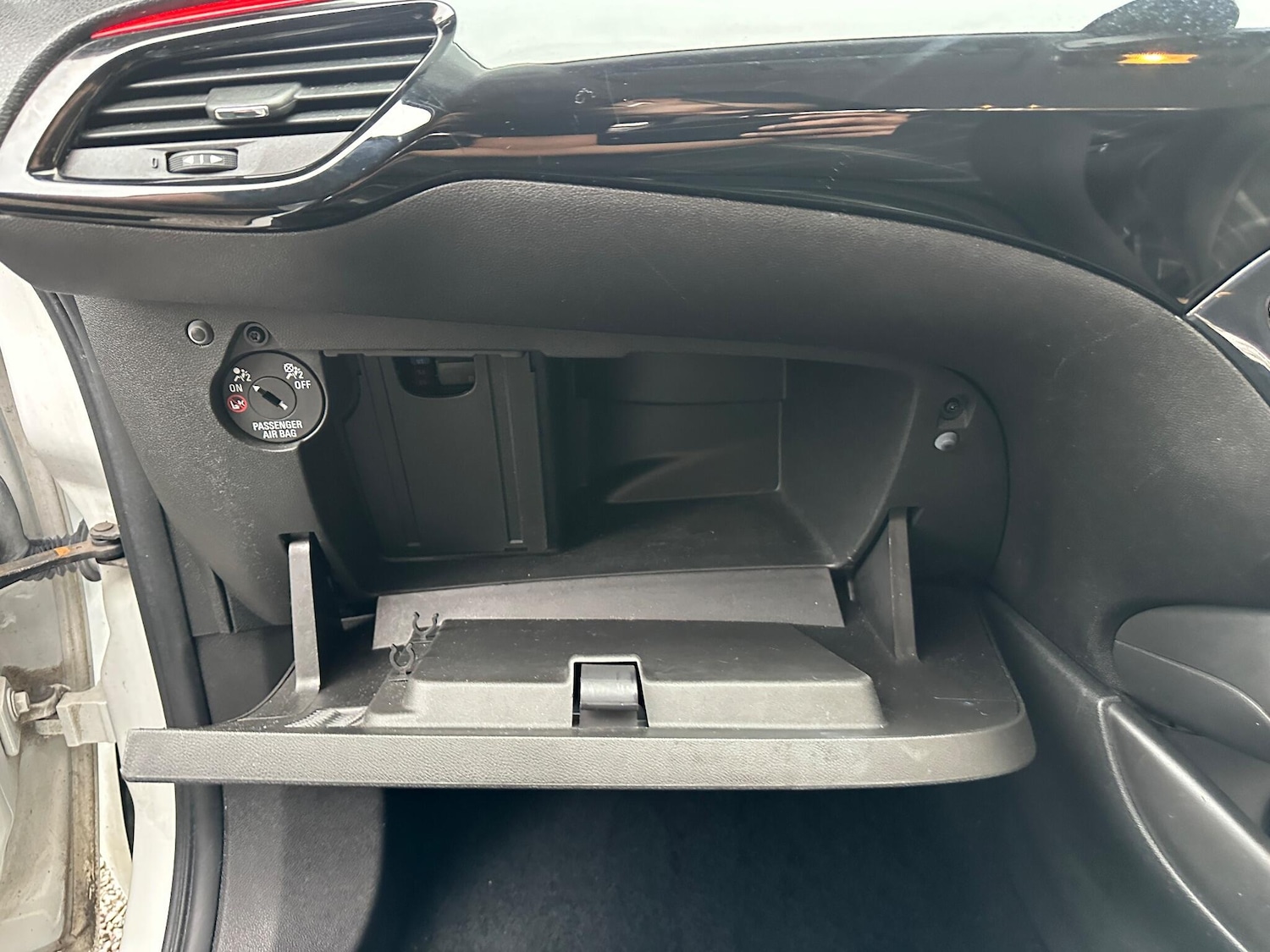 Used Vauxhall Corsa 2015 for sale - 76484961: Photo 43