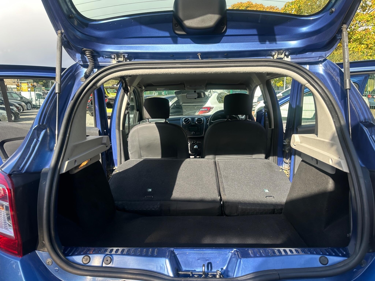 Used Dacia Sandero 2013 for sale - 76377682: Photo 32