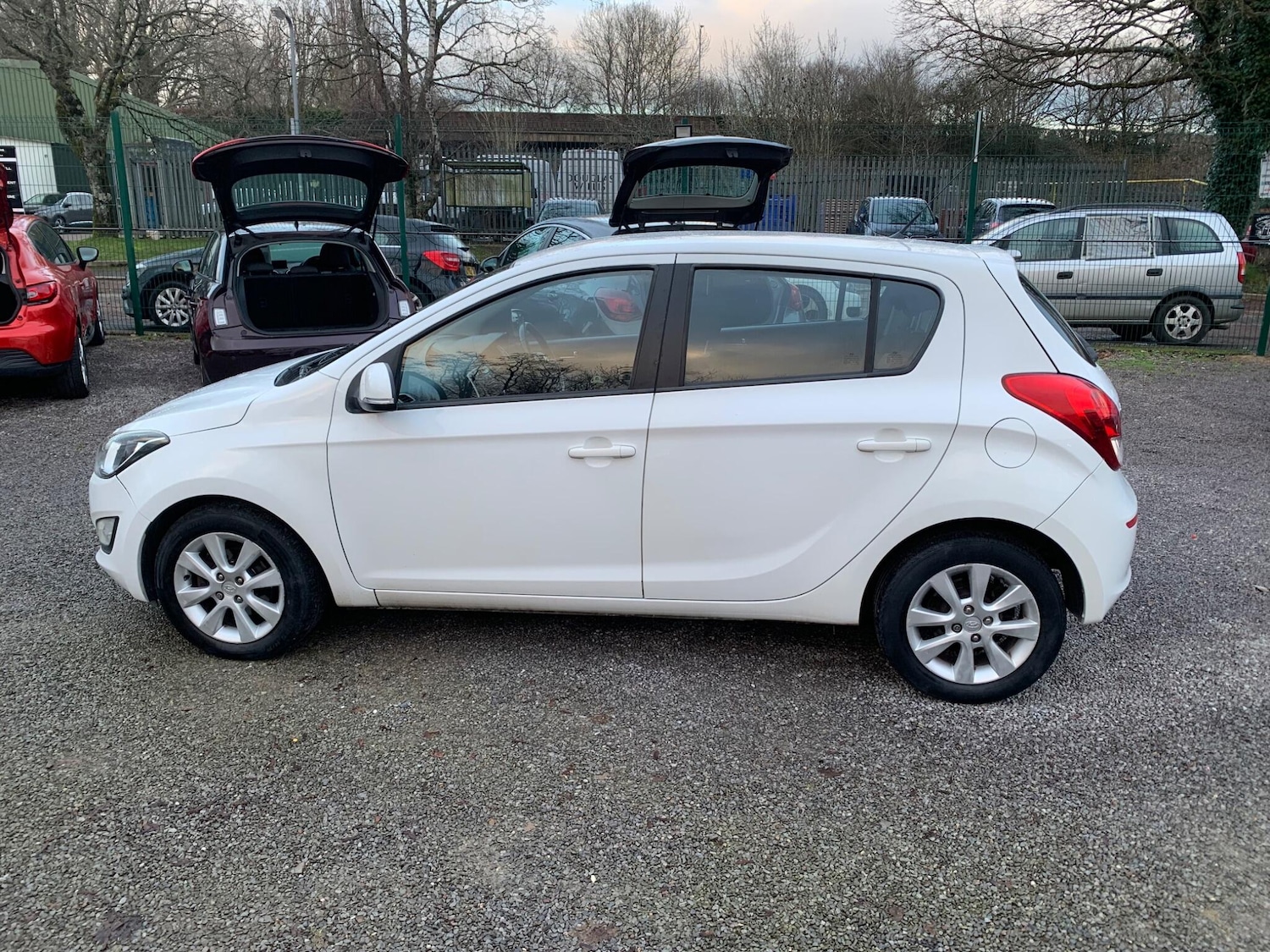 Used Hyundai i20 for sale - 77358840: Photo 11