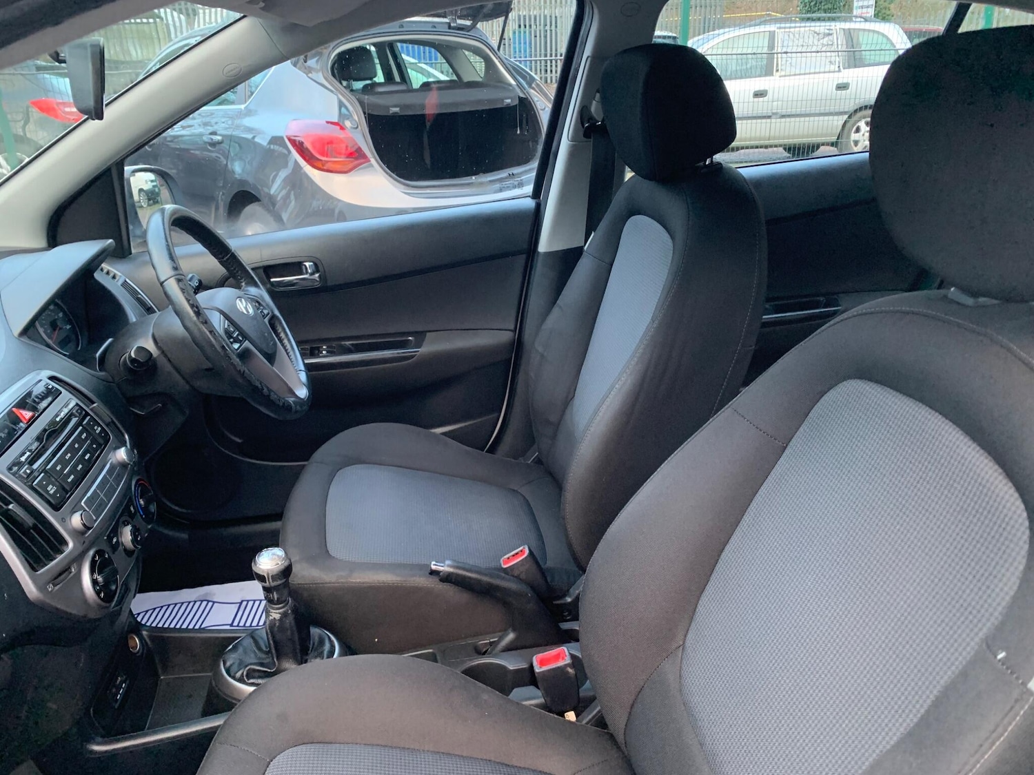 Used Hyundai i20 for sale - 77358840: Photo 36