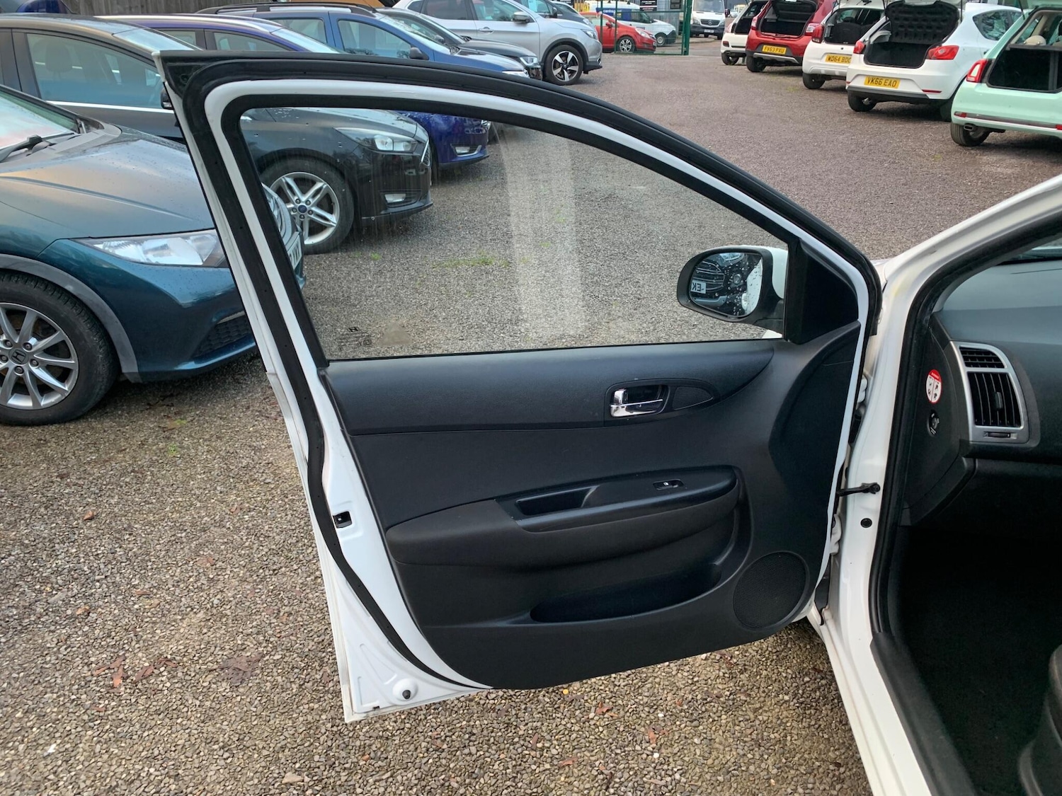 Used Hyundai i20 for sale - 77358840: Photo 42