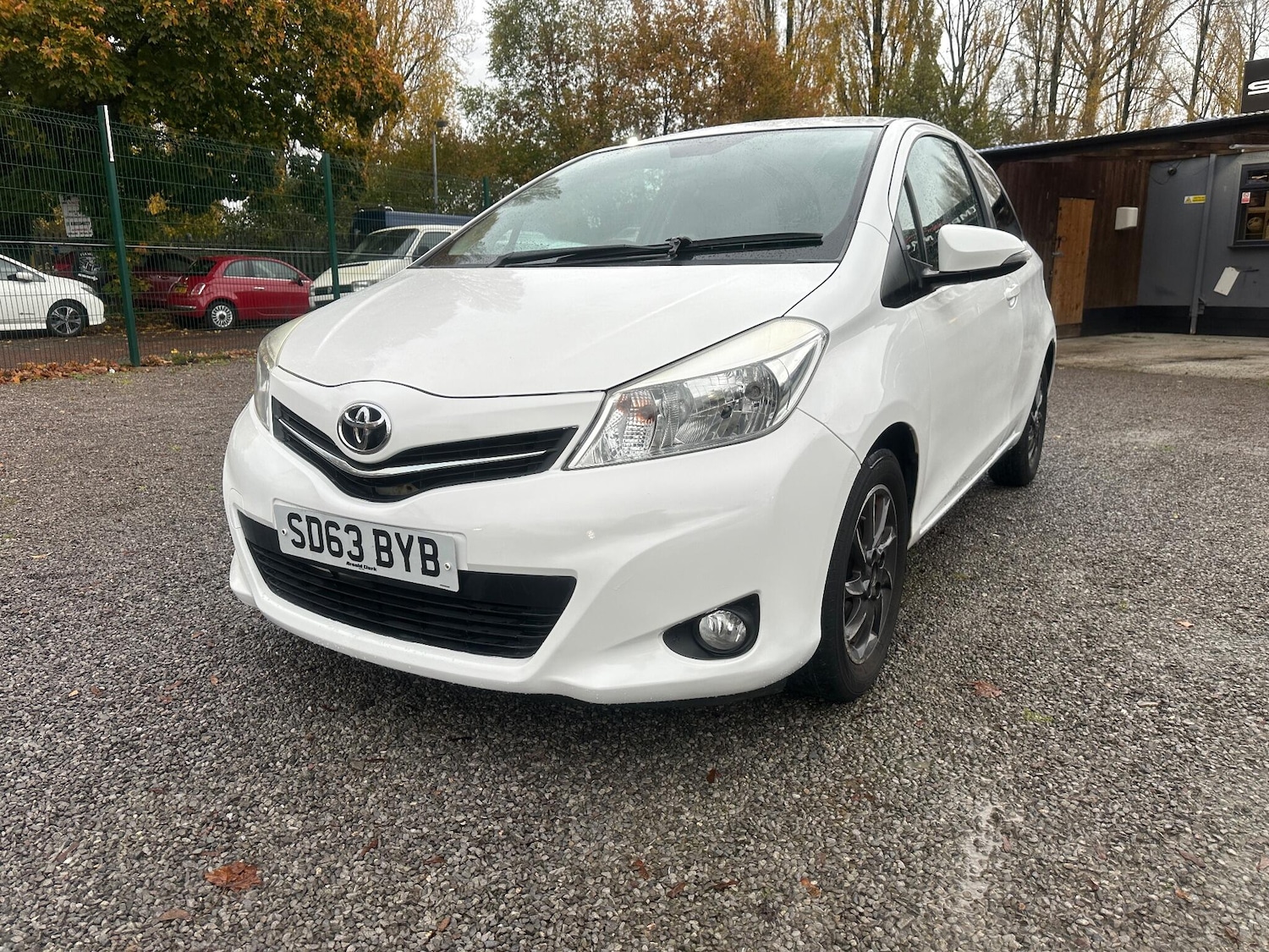 Used Toyota Yaris 2013 for sale - 76484761: Photo 10