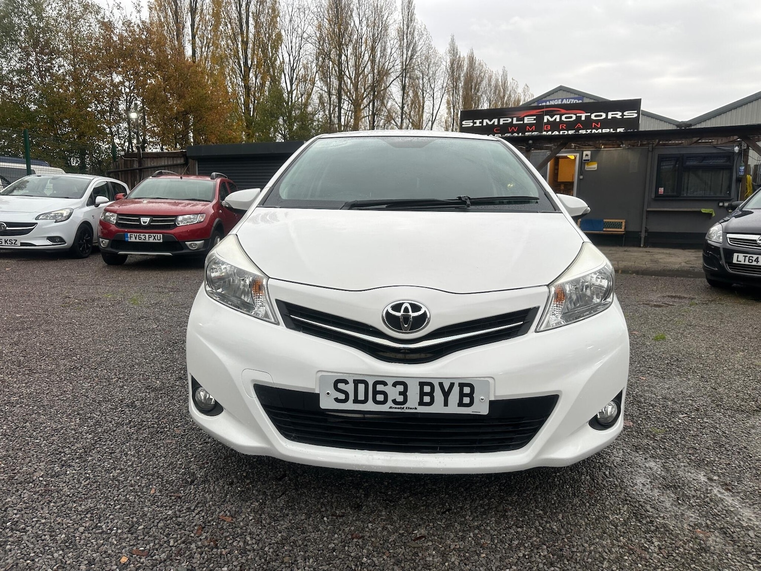 Used Toyota Yaris 2013 for sale - 76484761: Photo 11