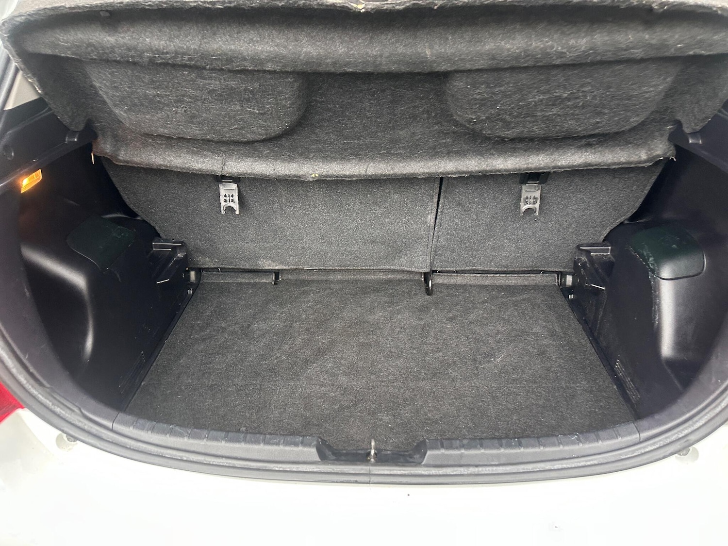 Used Toyota Yaris 2013 for sale - 76484761: Photo 30