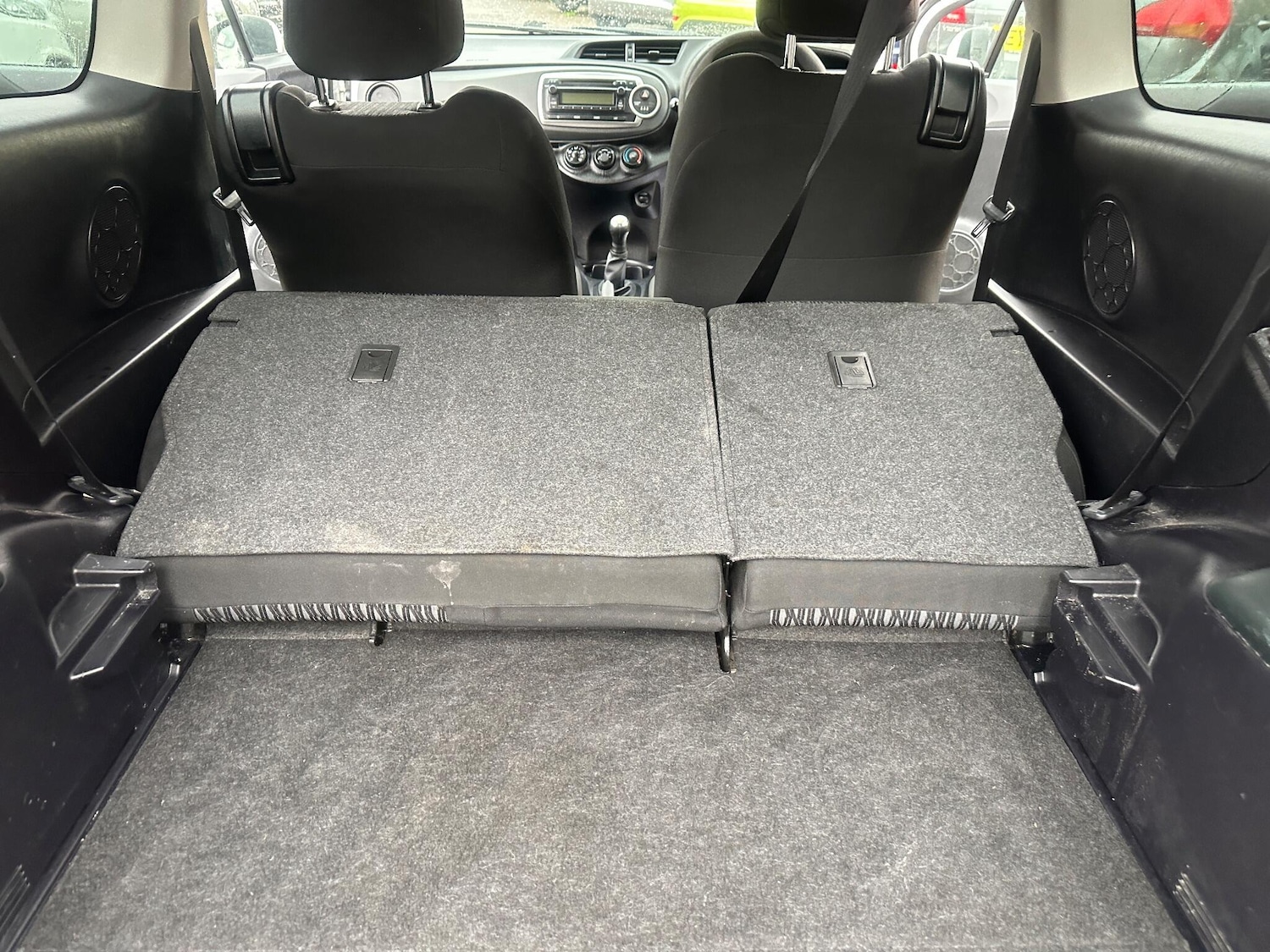 Used Toyota Yaris 2013 for sale - 76484761: Photo 31