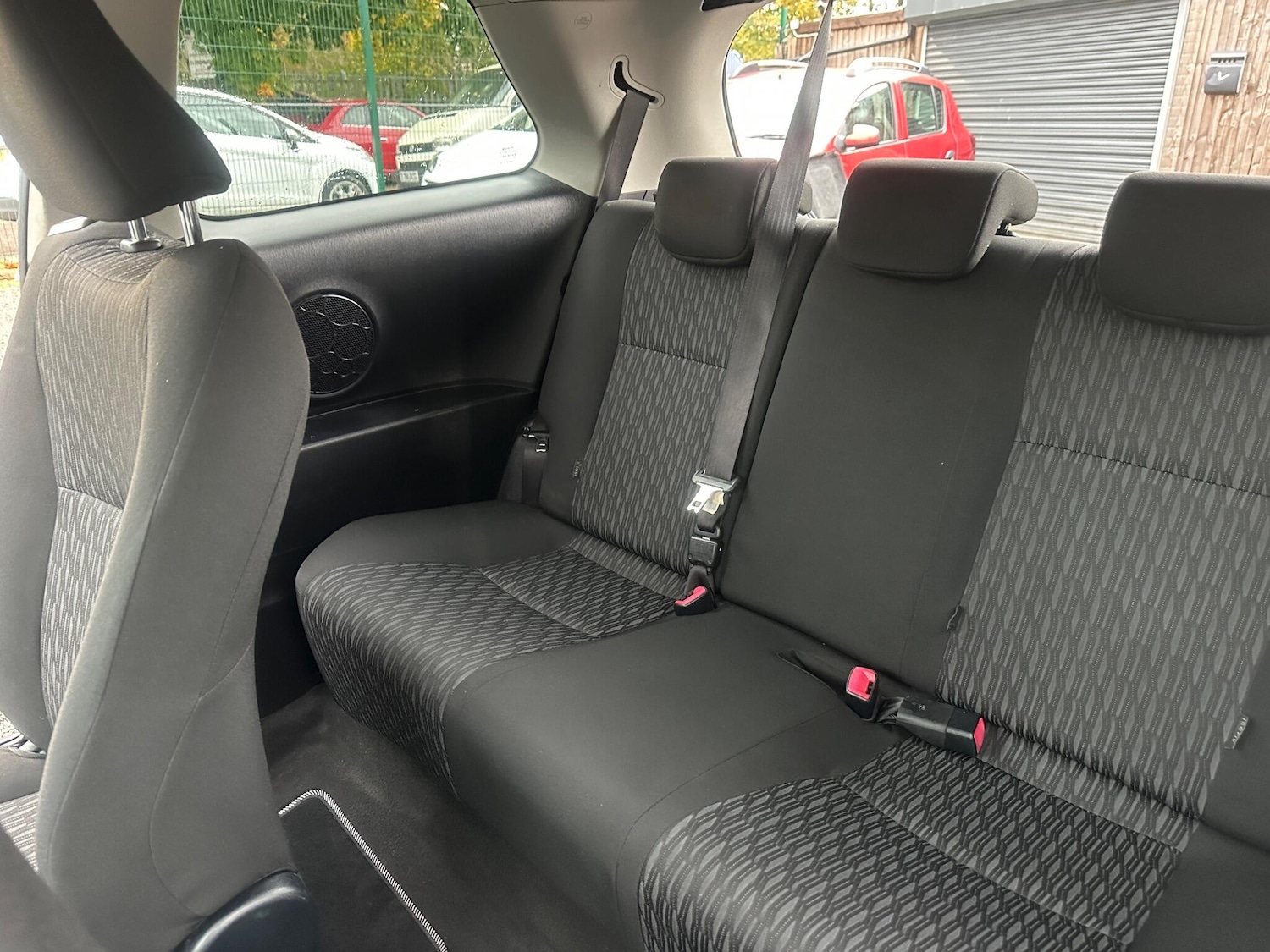 Used Toyota Yaris 2013 for sale - 76484761: Photo 45