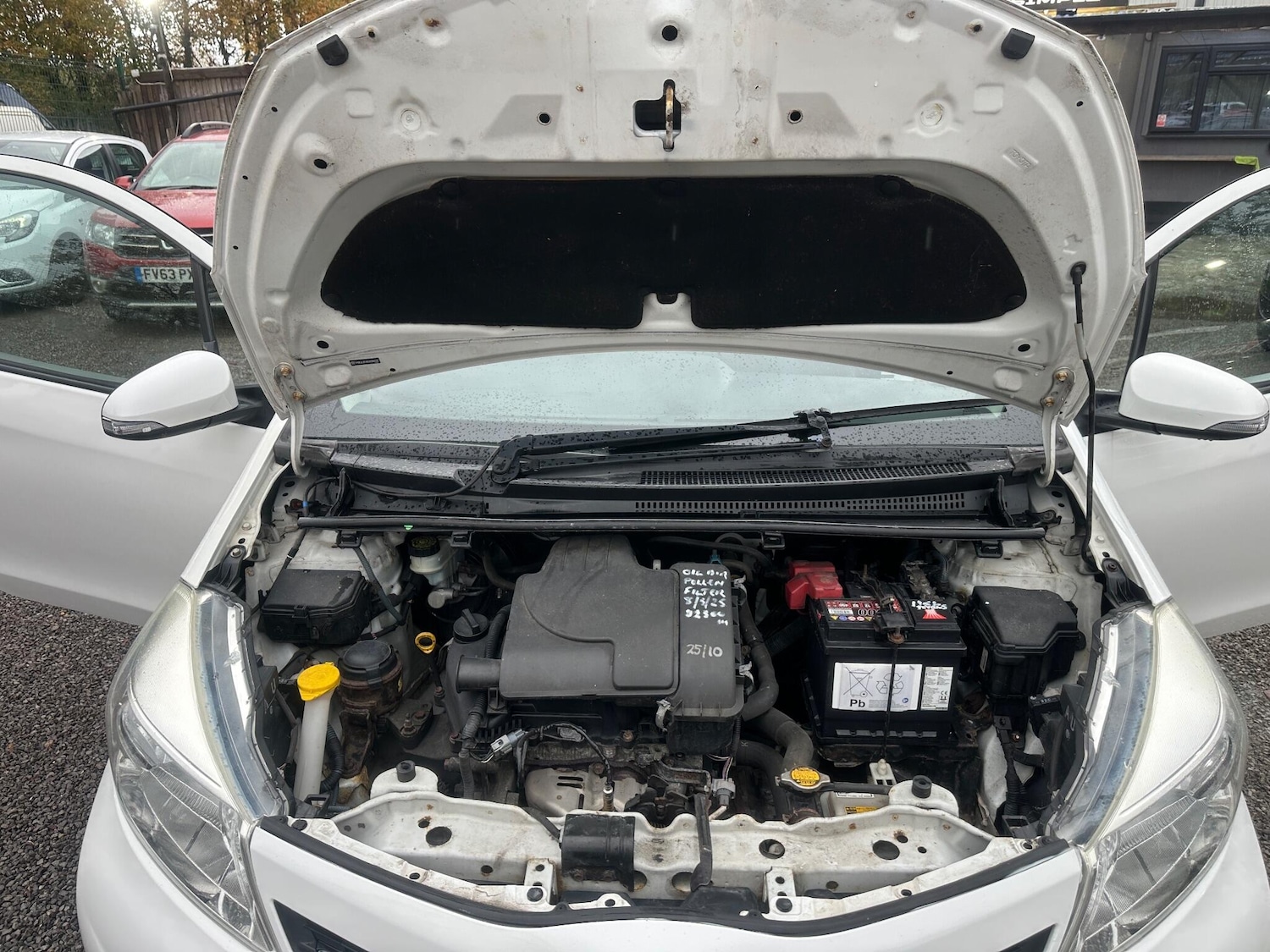 Used Toyota Yaris 2013 for sale - 76484761: Photo 48