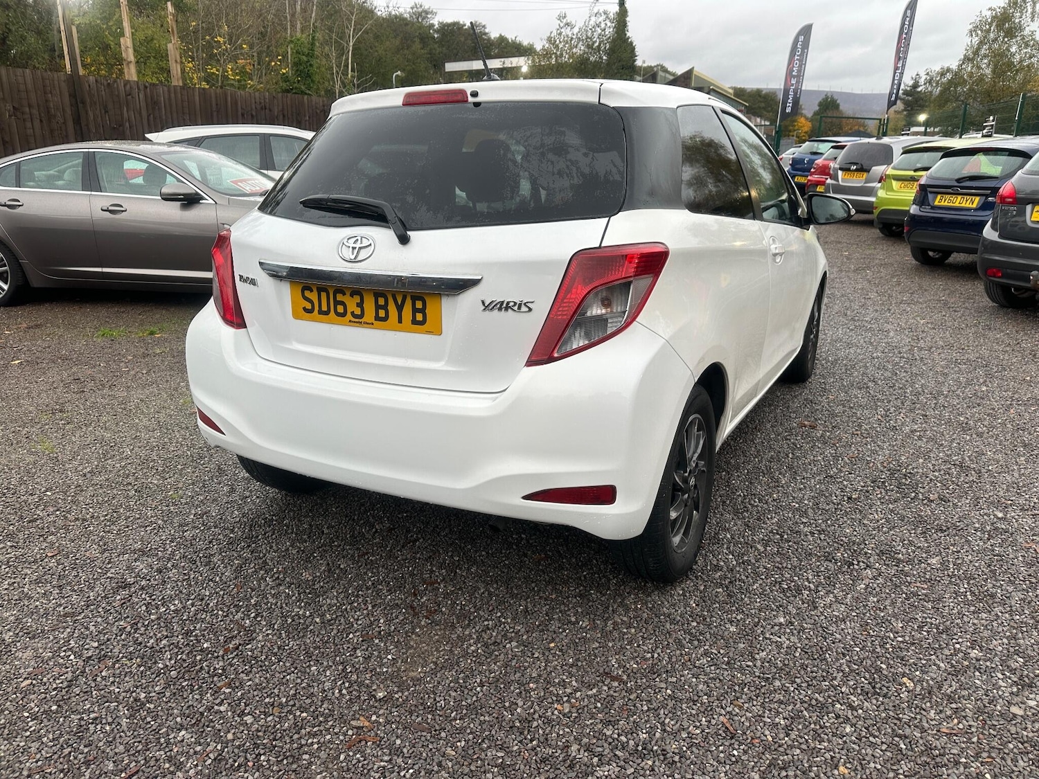 Used Toyota Yaris 2013 for sale - 76484761: Photo 5