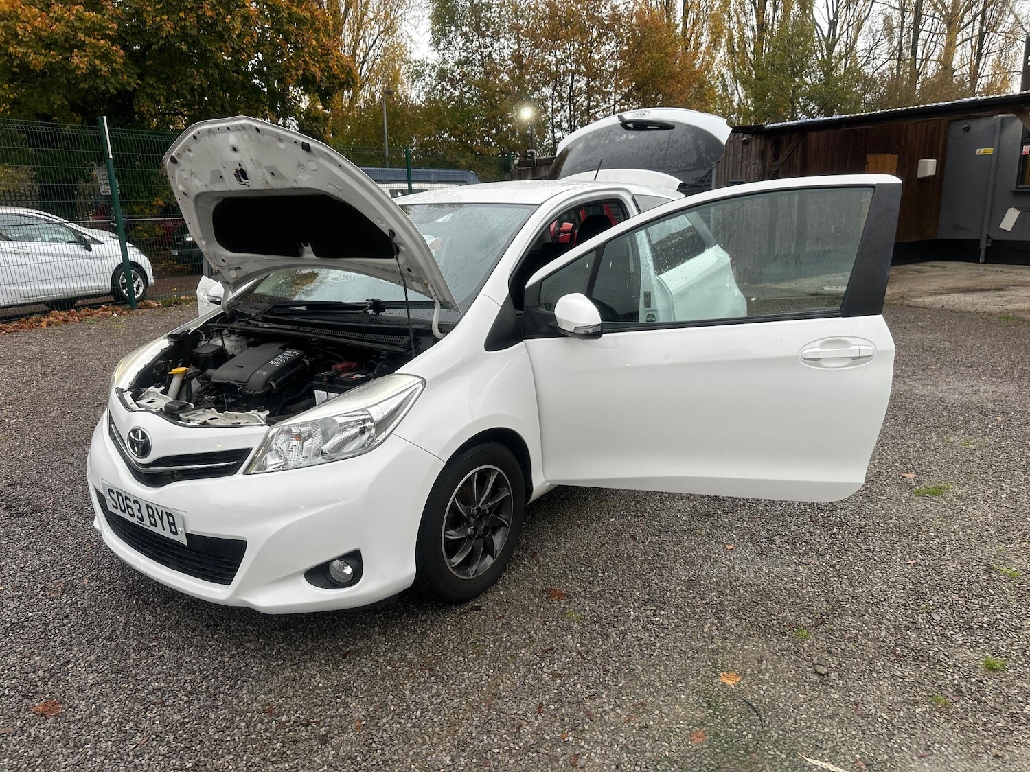 Used Toyota Yaris 2013 for sale - 76484761: Photo 56