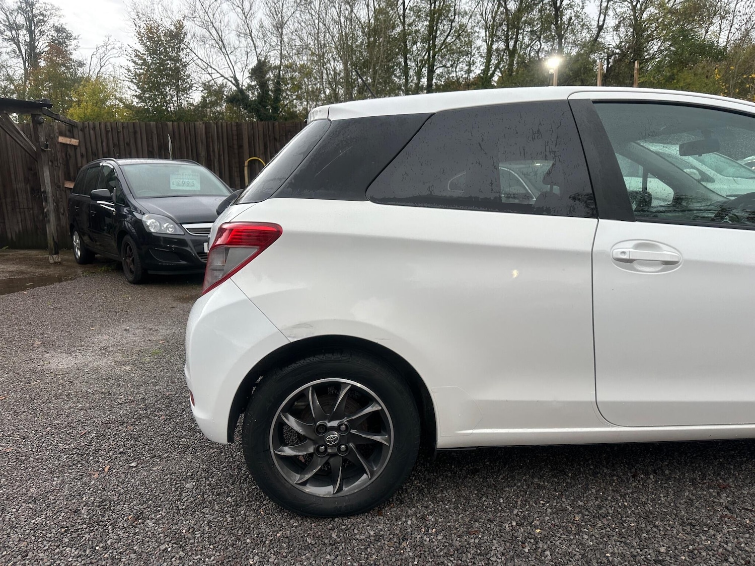 Used Toyota Yaris 2013 for sale - 76484761: Photo 65