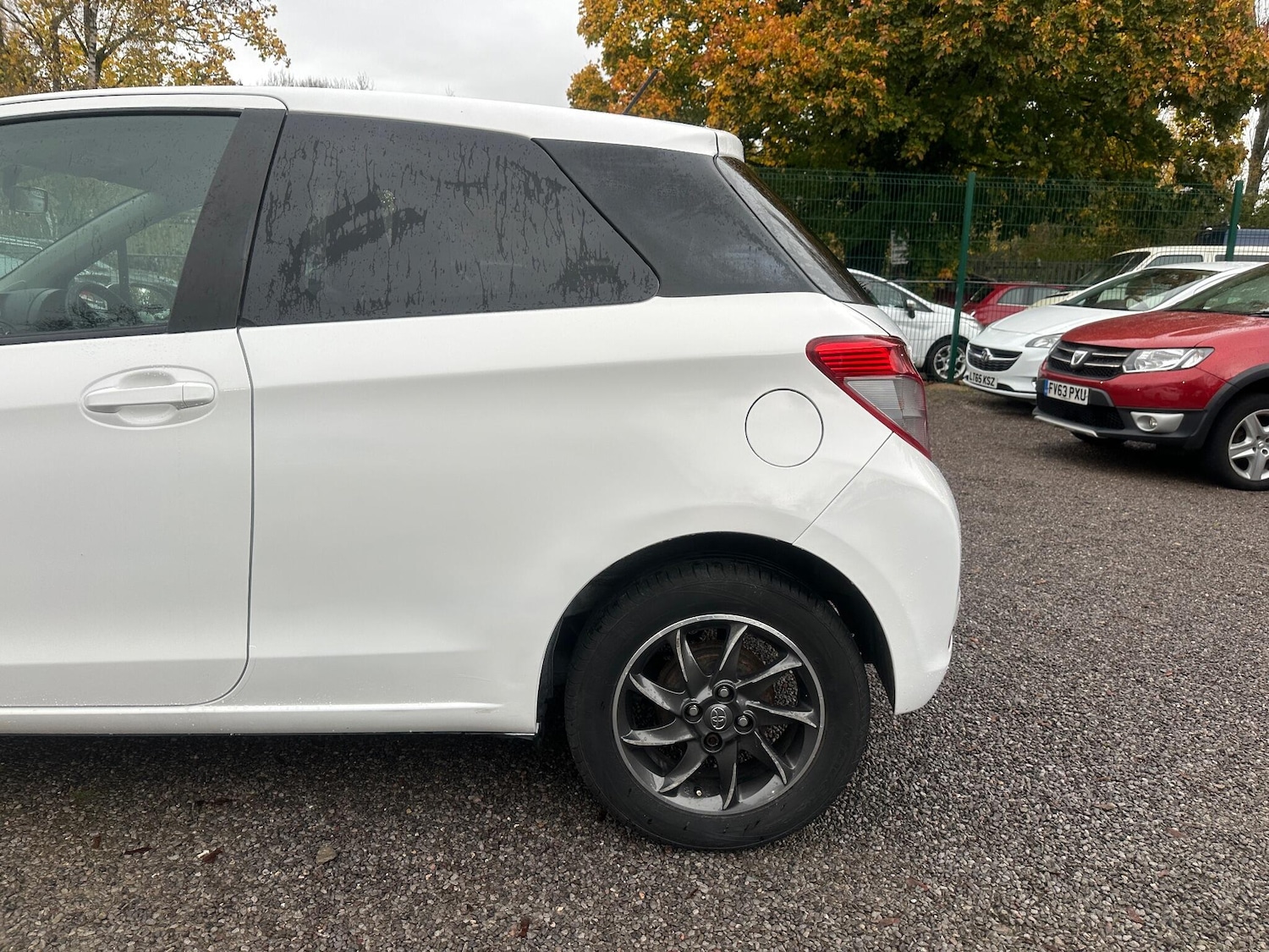 Used Toyota Yaris 2013 for sale - 76484761: Photo 67