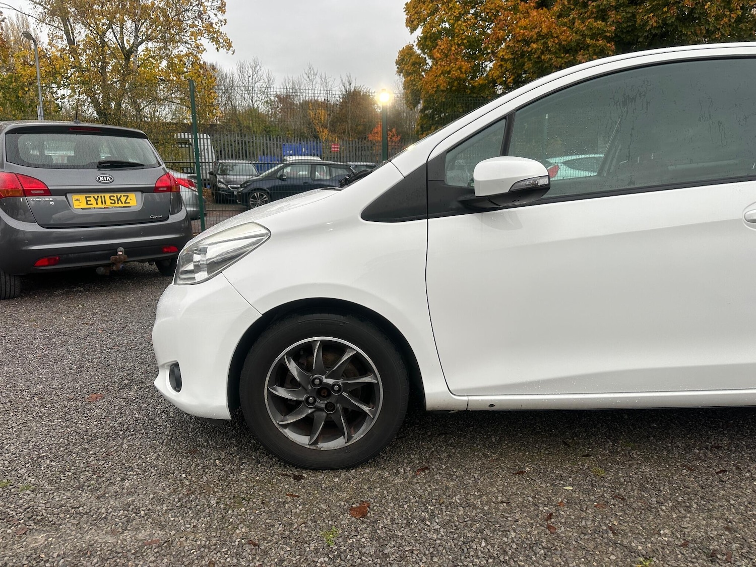 Used Toyota Yaris 2013 for sale - 76484761: Photo 75