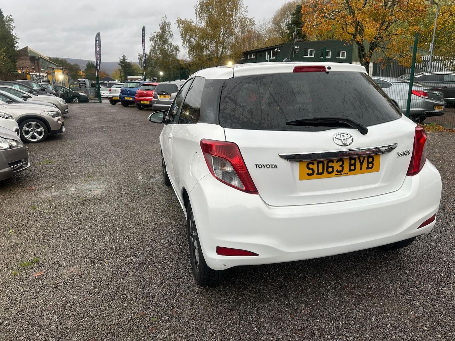Used Toyota Yaris 2013 for sale - 76484761: Photo 81