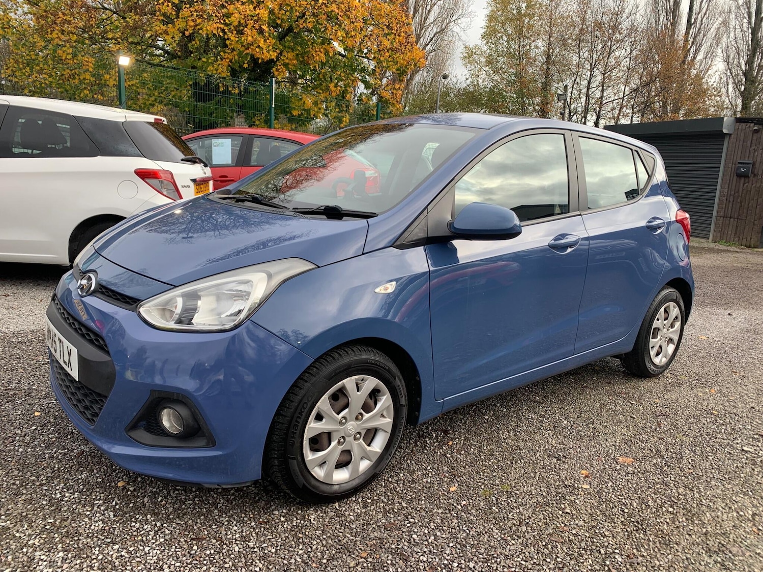 Used Hyundai i10 2015 for sale - 76607610: Photo 1