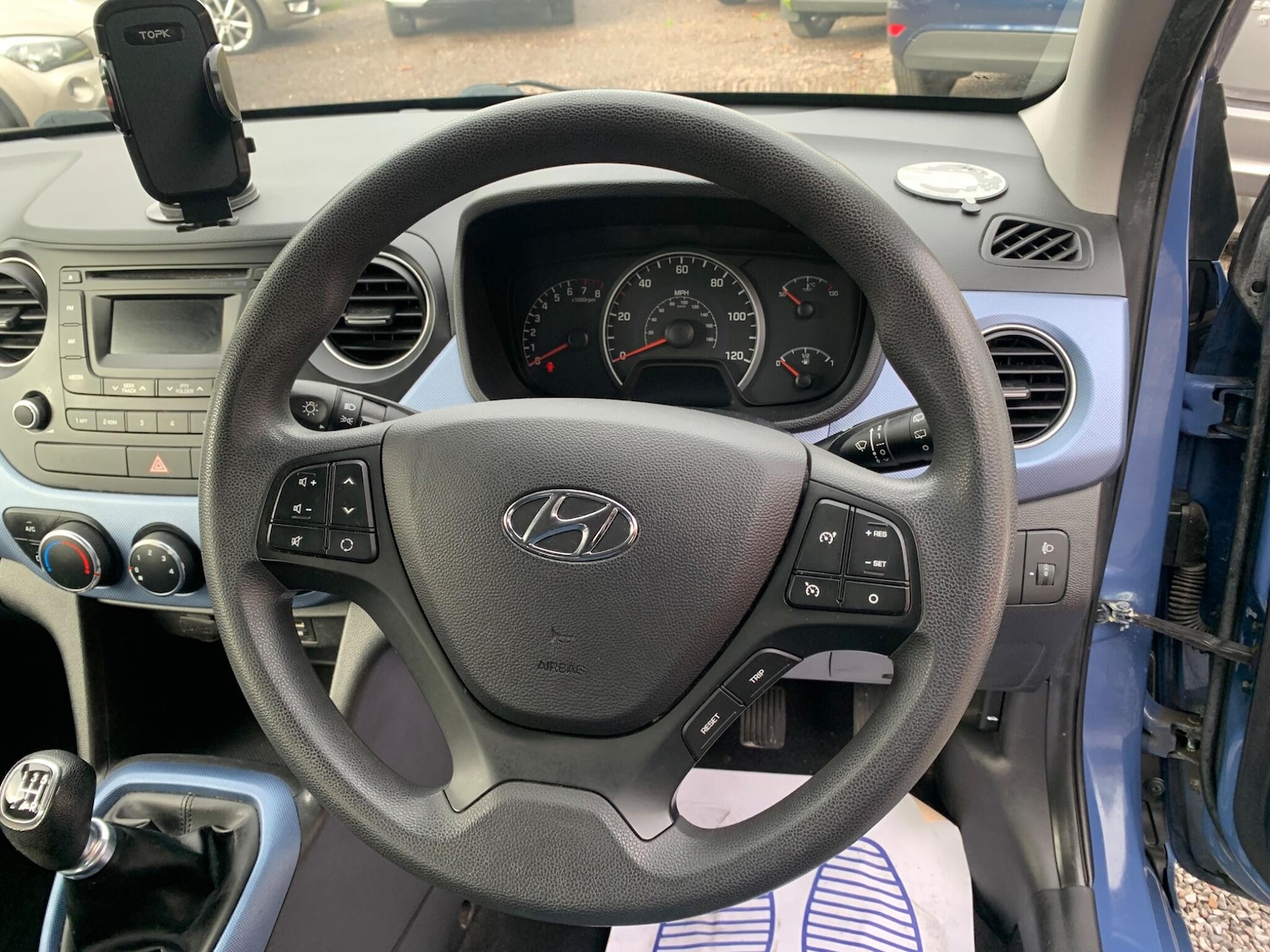 Used Hyundai i10 2015 for sale - 76607610: Photo 11