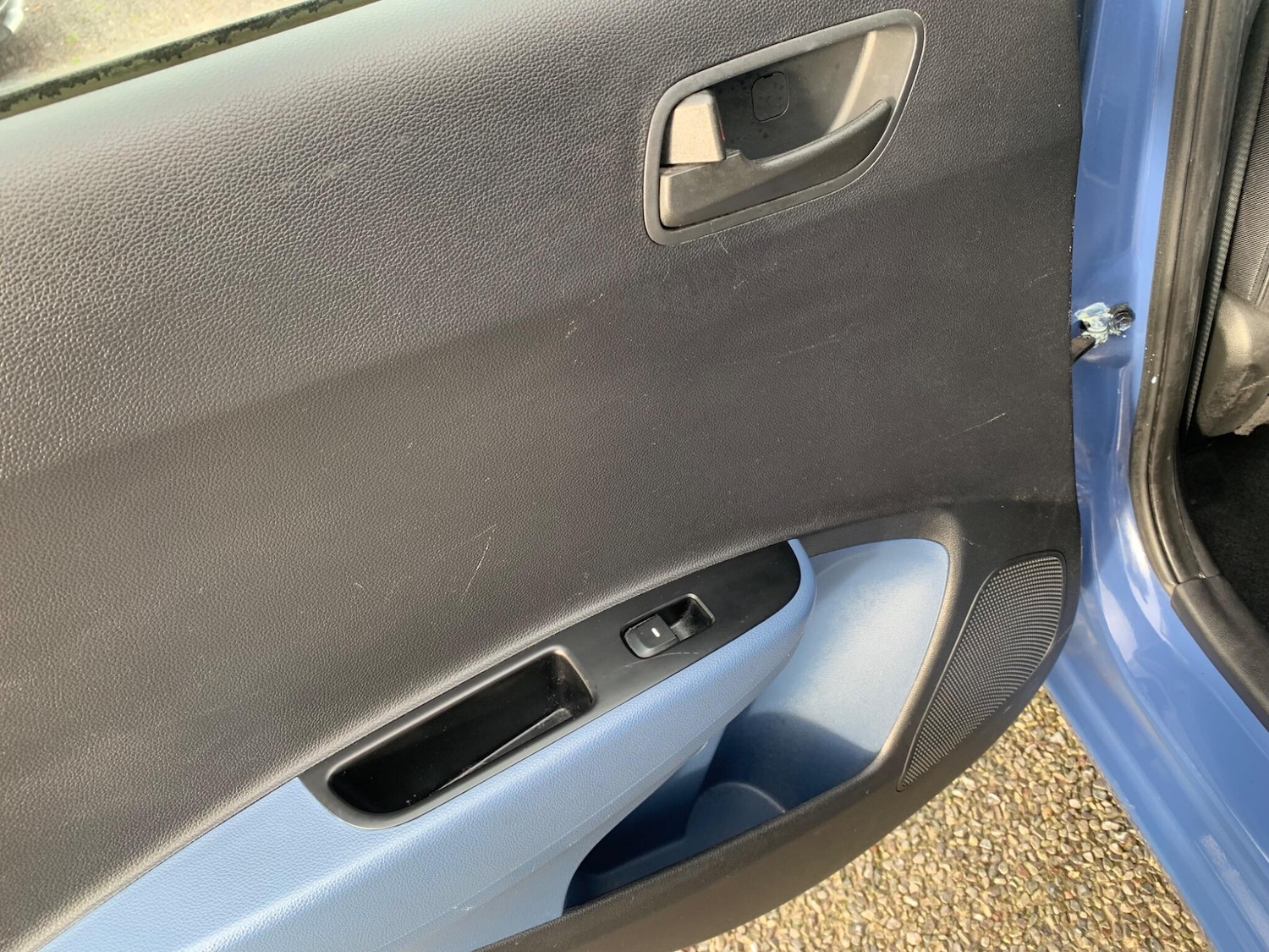 Used Hyundai i10 2015 for sale - 76607610: Photo 31