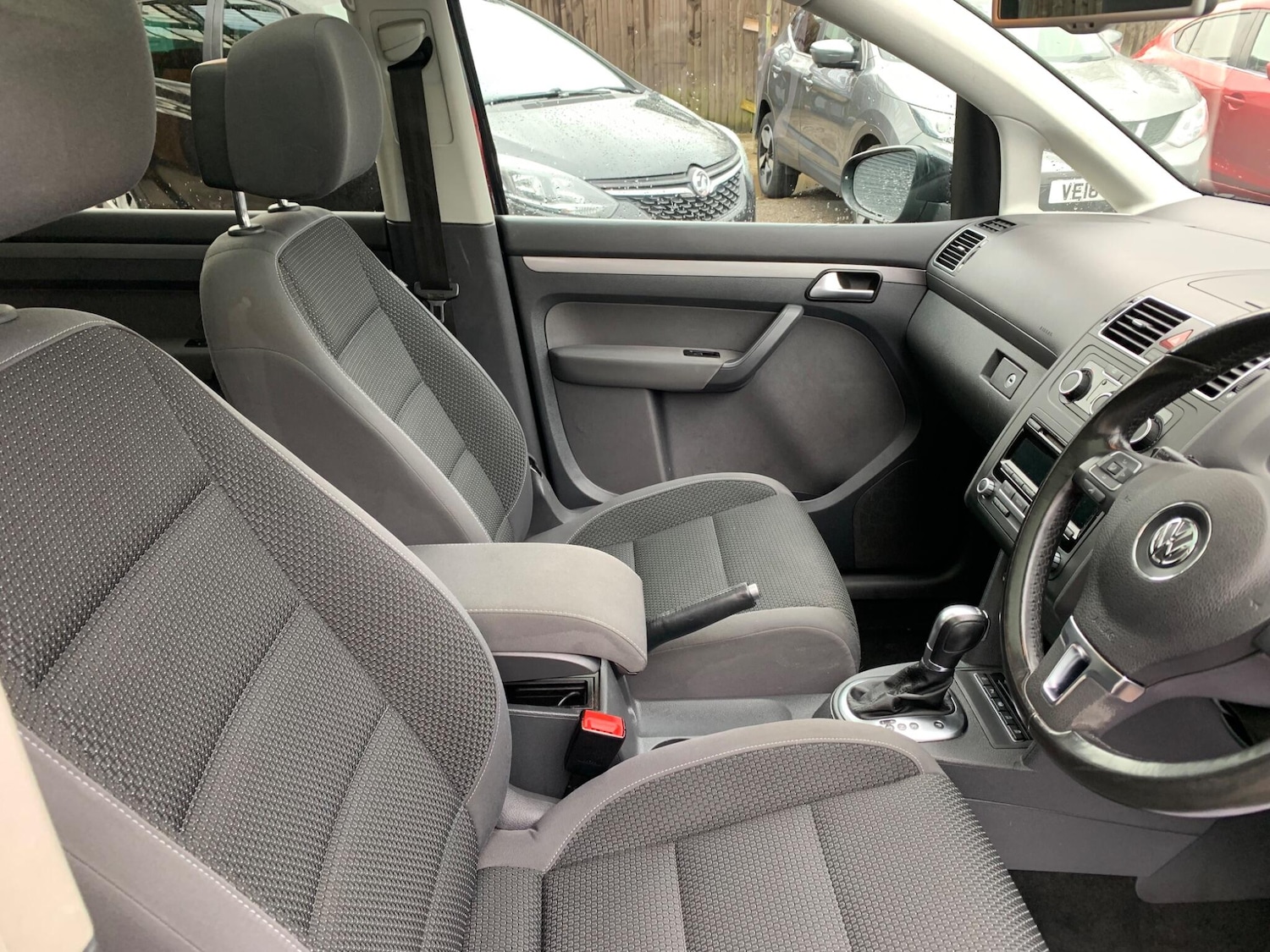 Used Volkswagen Touran 2014 for sale - 77330961: Photo 14