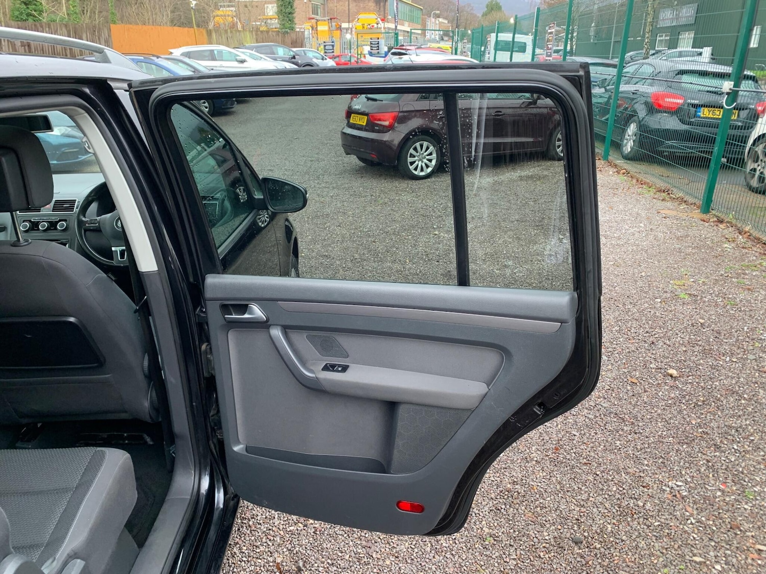 Used Volkswagen Touran 2014 for sale - 77330961: Photo 25