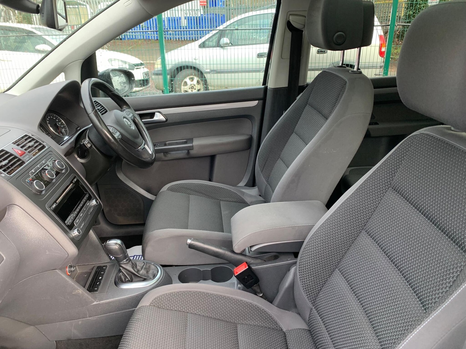 Used Volkswagen Touran 2014 for sale - 77330961: Photo 39