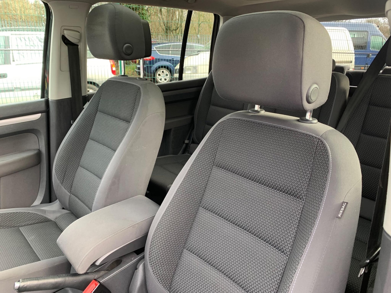 Used Volkswagen Touran 2014 for sale - 77330961: Photo 40