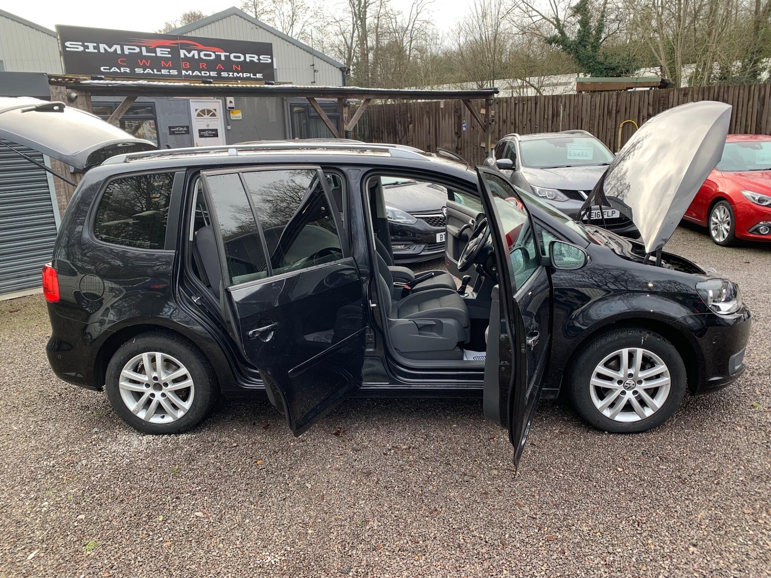 Used Volkswagen Touran 2014 for sale - 77330961: Photo 56