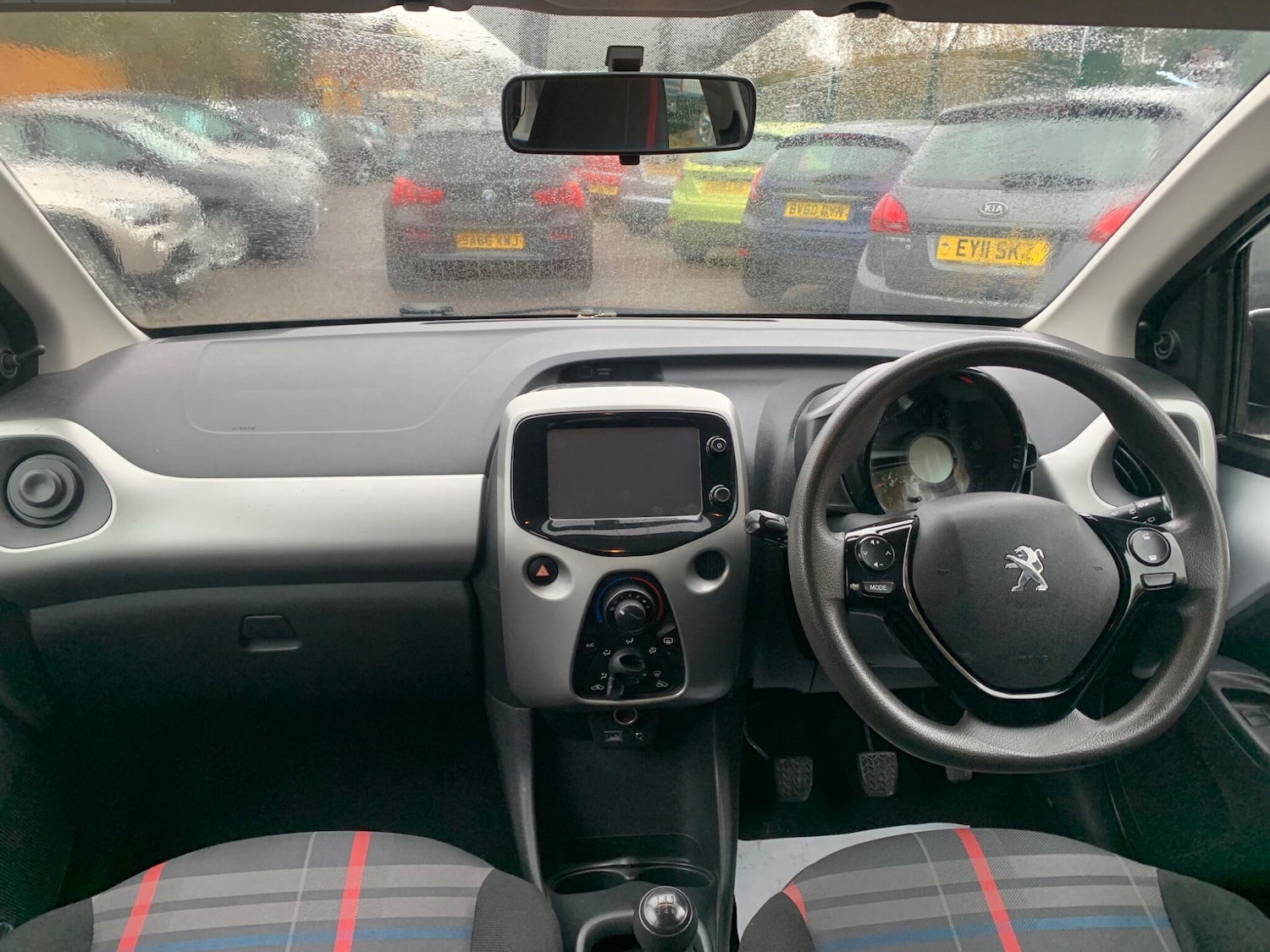 Used Peugeot 108 2015 for sale - 76538781: Photo 33