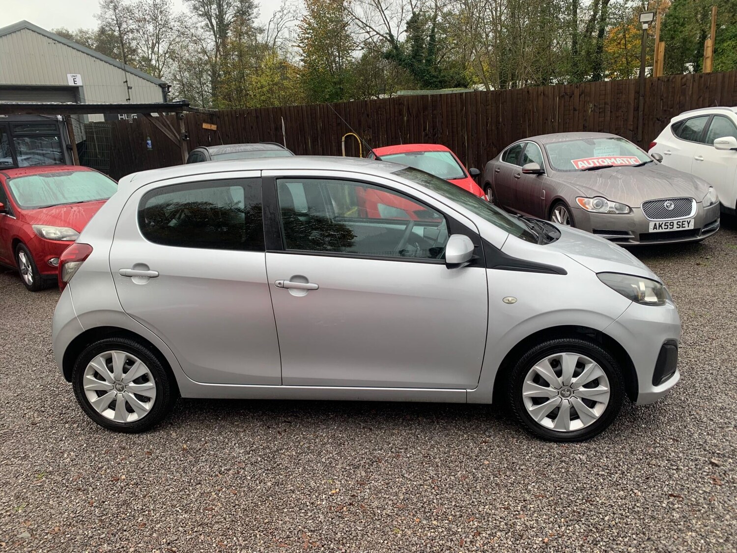 Used Peugeot 108 2015 for sale - 76538781: Photo 4