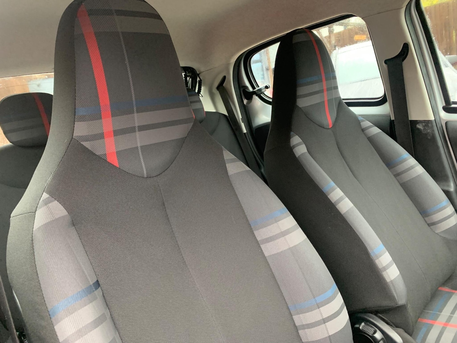 Used Peugeot 108 2015 for sale - 76538781: Photo 9