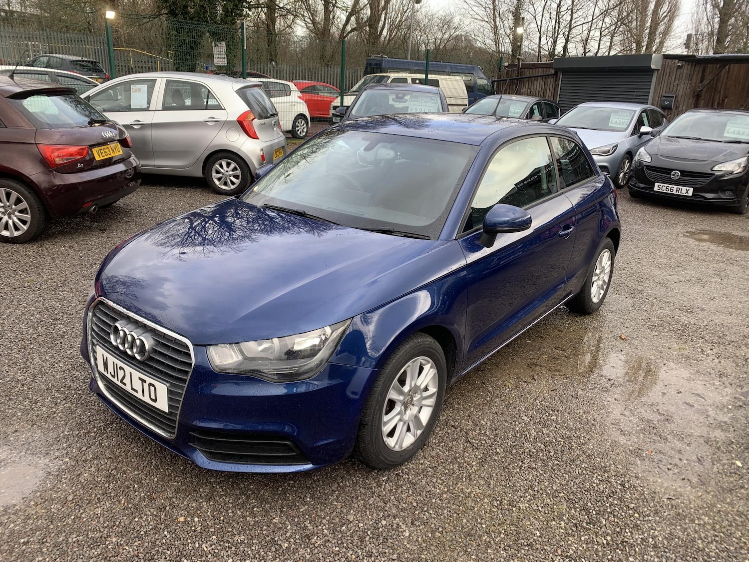 Used Audi A1 2012 for sale - 77630940: Photo 2