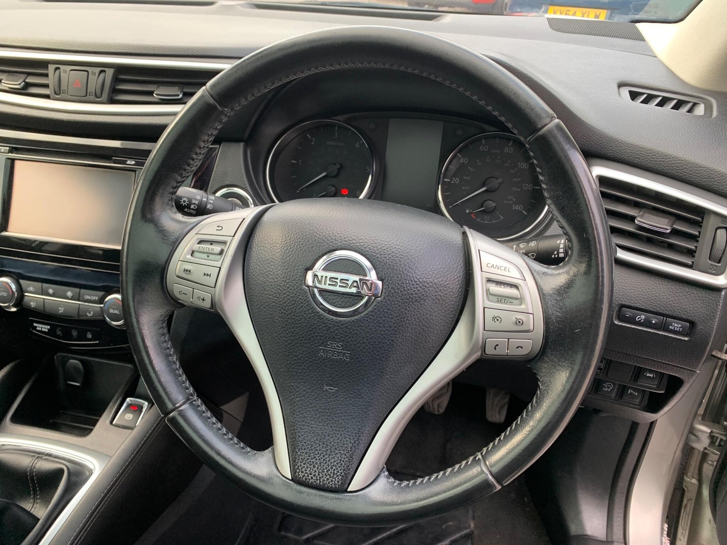 Used Nissan Qashqai 2015 for sale - 77081681: Photo 11