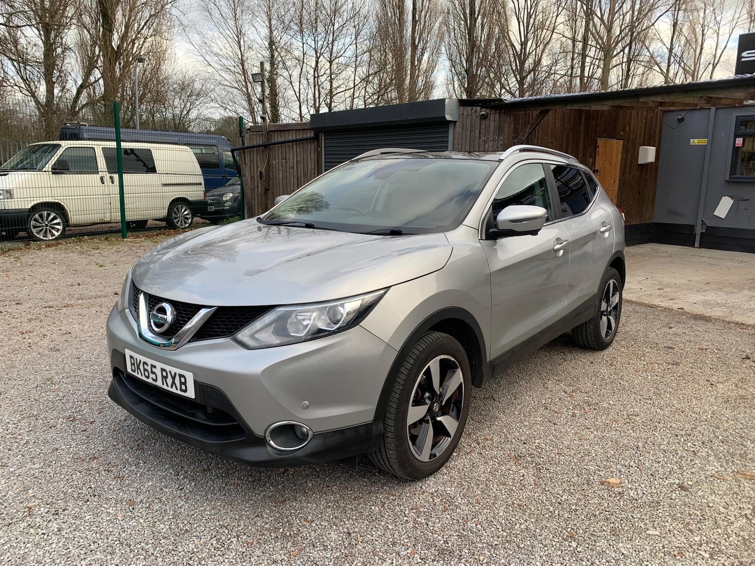 Used Nissan Qashqai 2015 for sale - 77081681: Photo 2