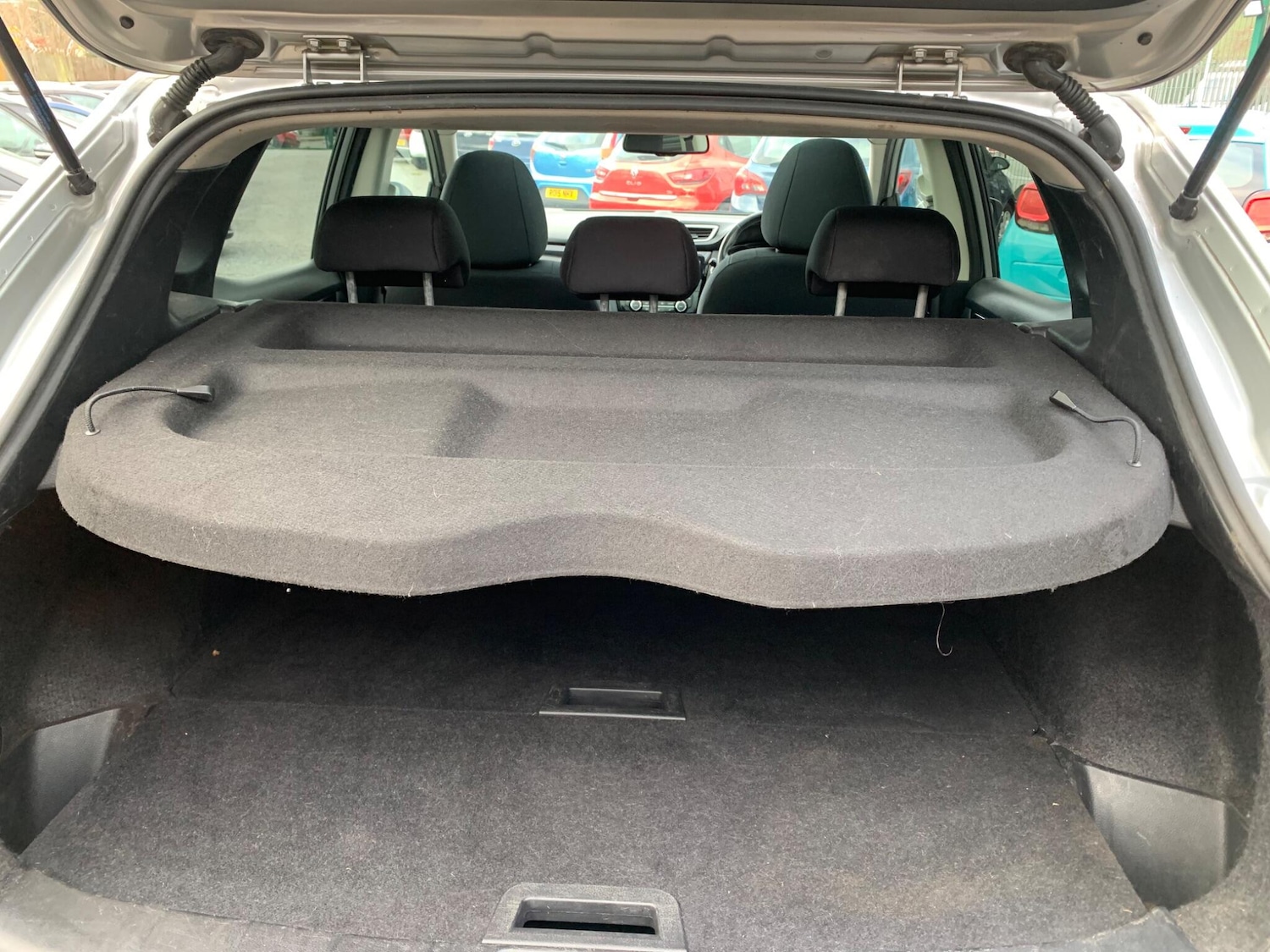 Used Nissan Qashqai 2015 for sale - 77081681: Photo 30