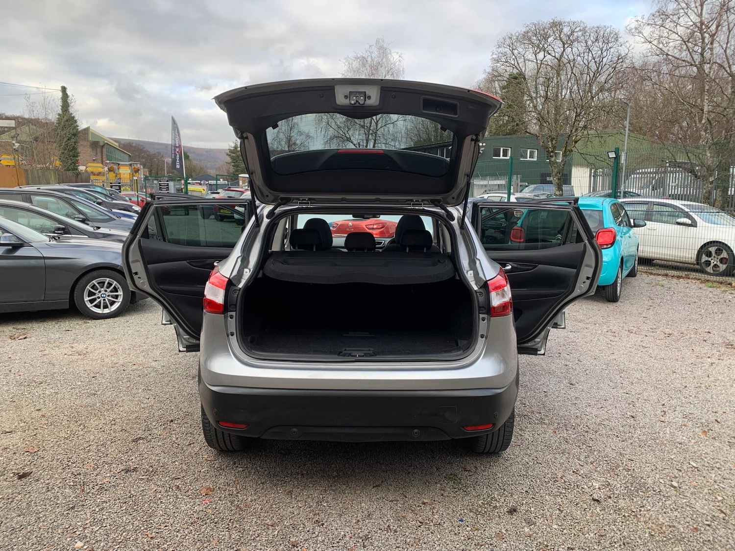 Used Nissan Qashqai 2015 for sale - 77081681: Photo 55