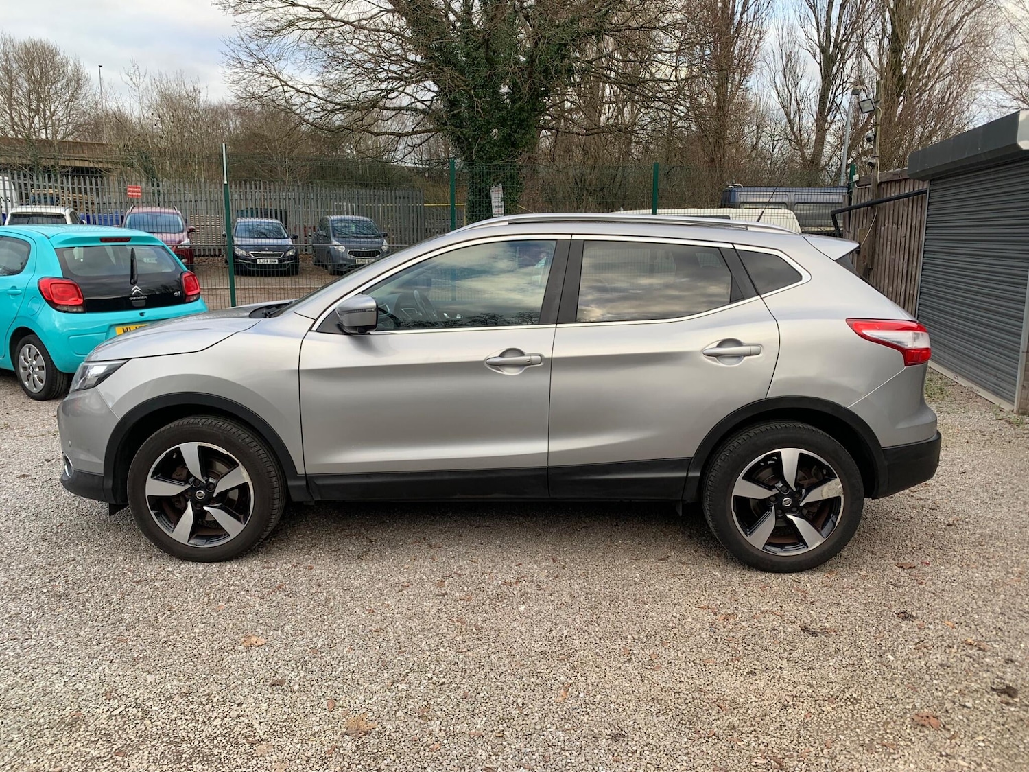 Used Nissan Qashqai 2015 for sale - 77081681: Photo 9