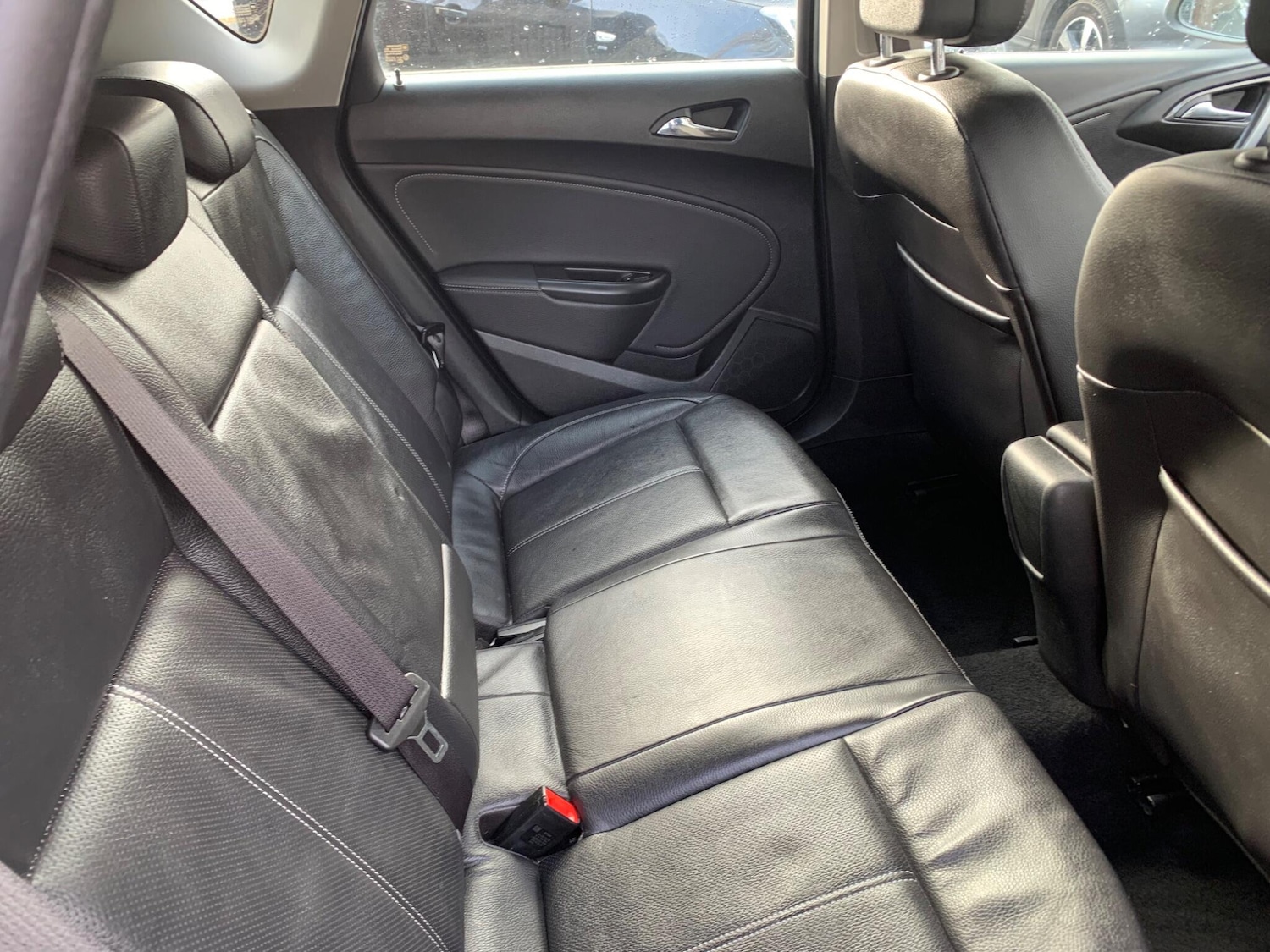 Used Vauxhall Astra 2013 for sale - 77330962: Photo 22