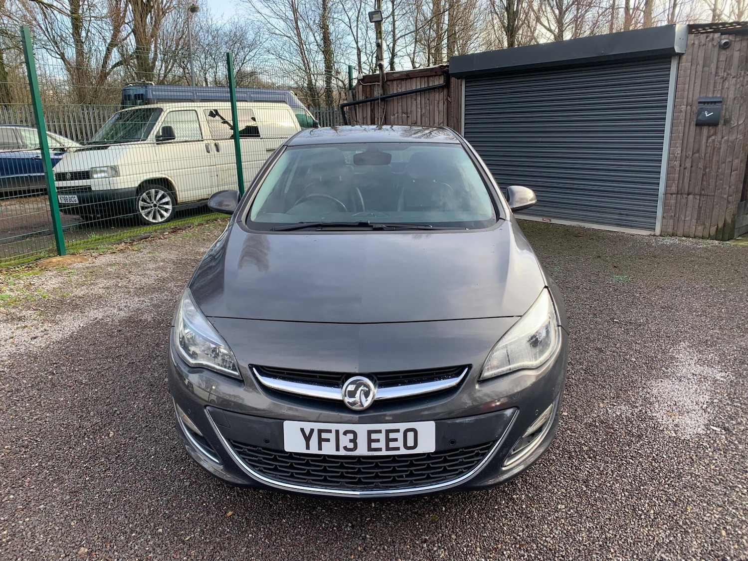 Used Vauxhall Astra 2013 for sale - 77330962: Photo 3