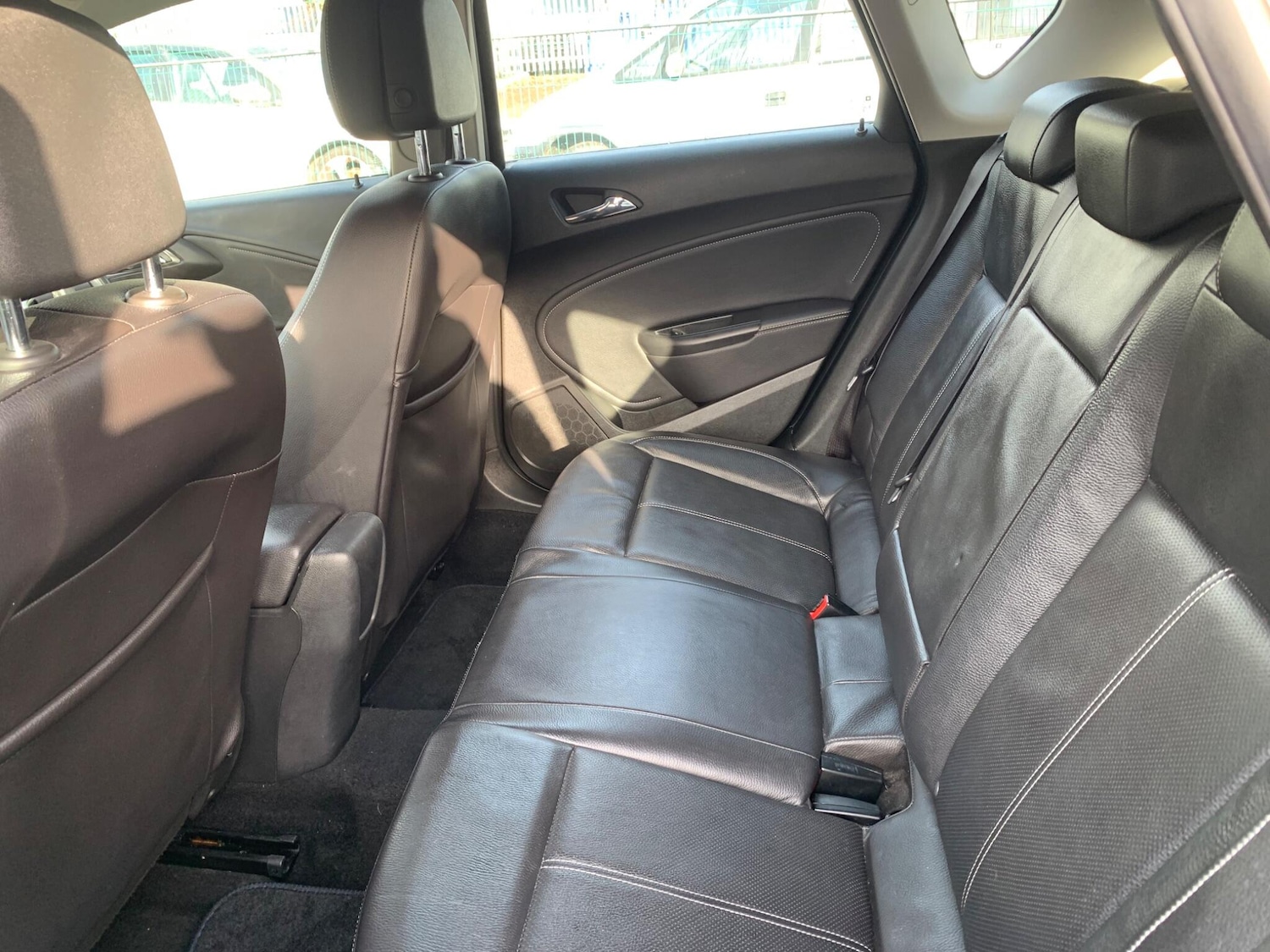 Used Vauxhall Astra 2013 for sale - 77330962: Photo 31