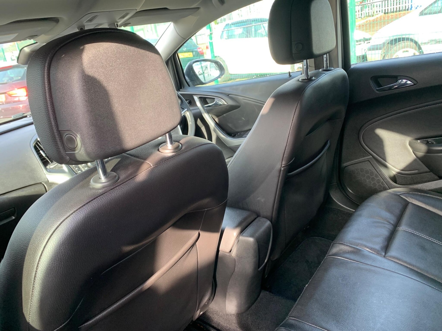 Used Vauxhall Astra 2013 for sale - 77330962: Photo 32