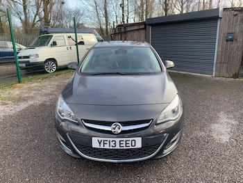 Used Vauxhall Astra 2013 for sale - 77330962: Photo