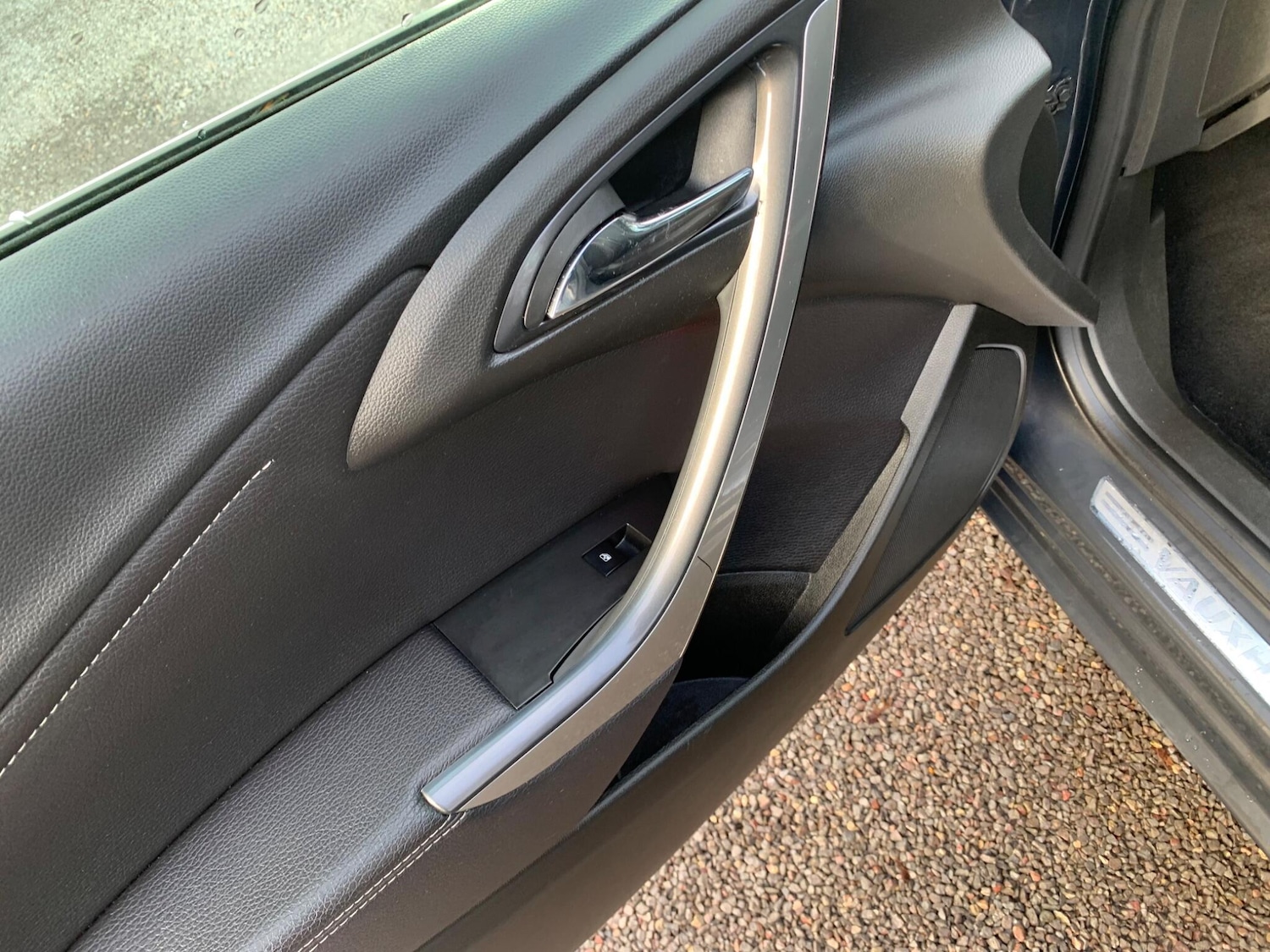 Used Vauxhall Astra 2013 for sale - 77330962: Photo 44