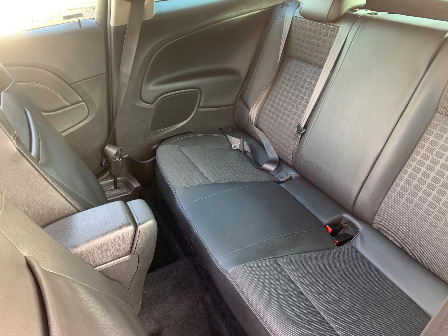 Used Vauxhall Astra GTC 2015 for sale - 77238614: Photo 30