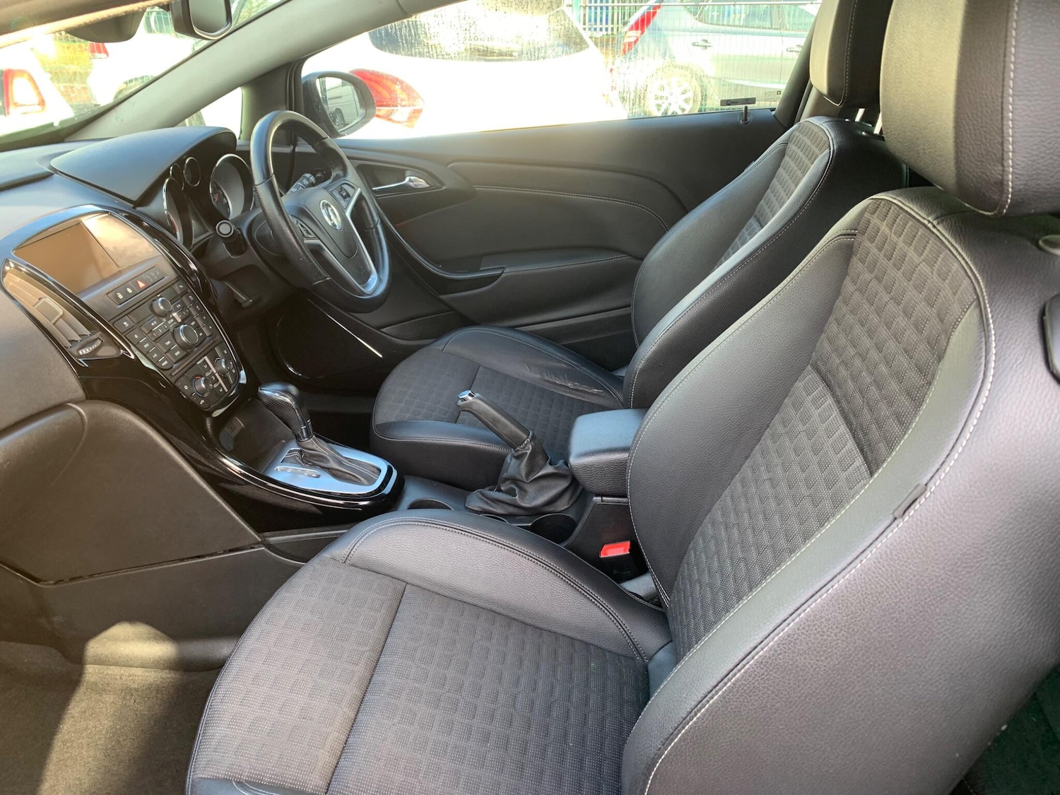 Used Vauxhall Astra GTC 2015 for sale - 77238614: Photo 33