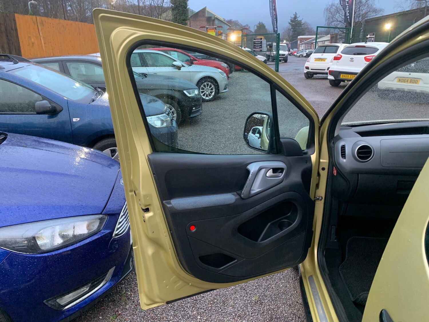 Used Citroen Berlingo for sale - 77549696: Photo 35