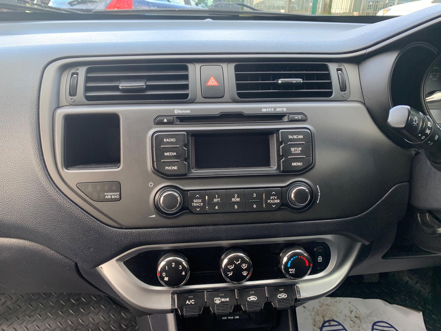 Used Kia Rio 2014 for sale - 76377827: Photo 39