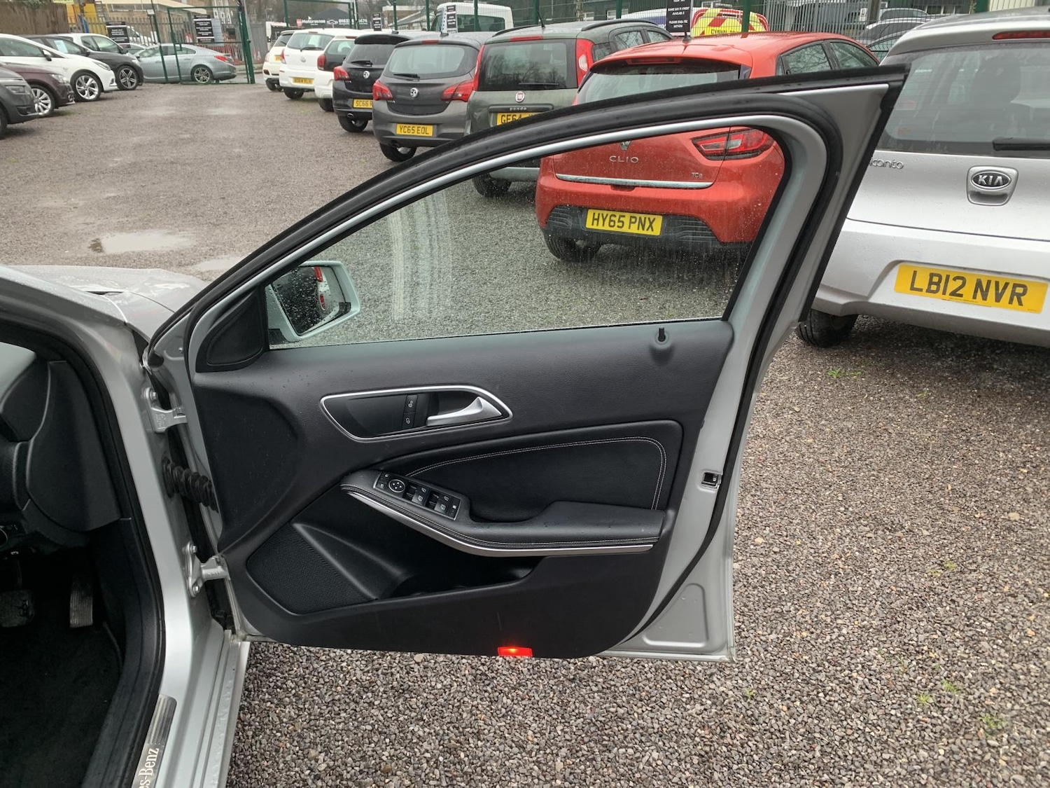 Used Mercedes-Benz A-Class 2015 for sale - 77848295: Photo 15