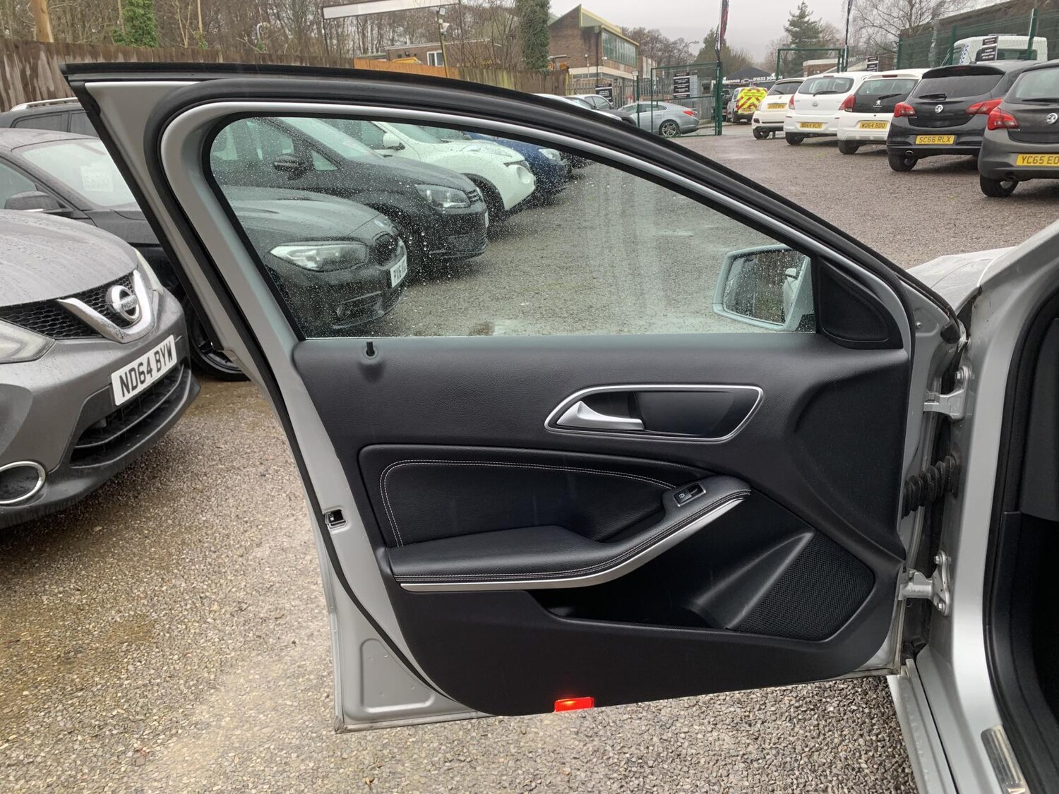 Used Mercedes-Benz A-Class 2015 for sale - 77848295: Photo 39