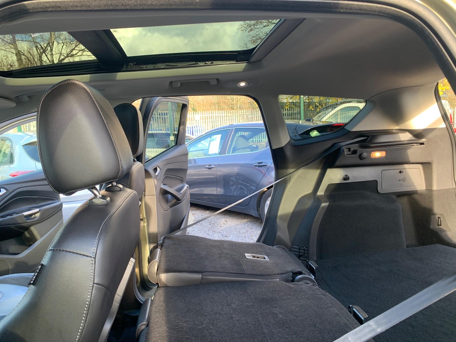 Used Ford Kuga 2013 for sale - 76899207: Photo 40