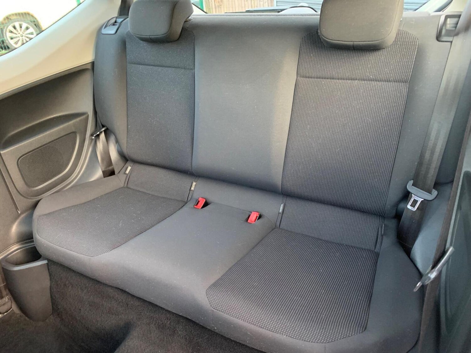 Used Volkswagen up! 2014 for sale - 77591042: Photo 25