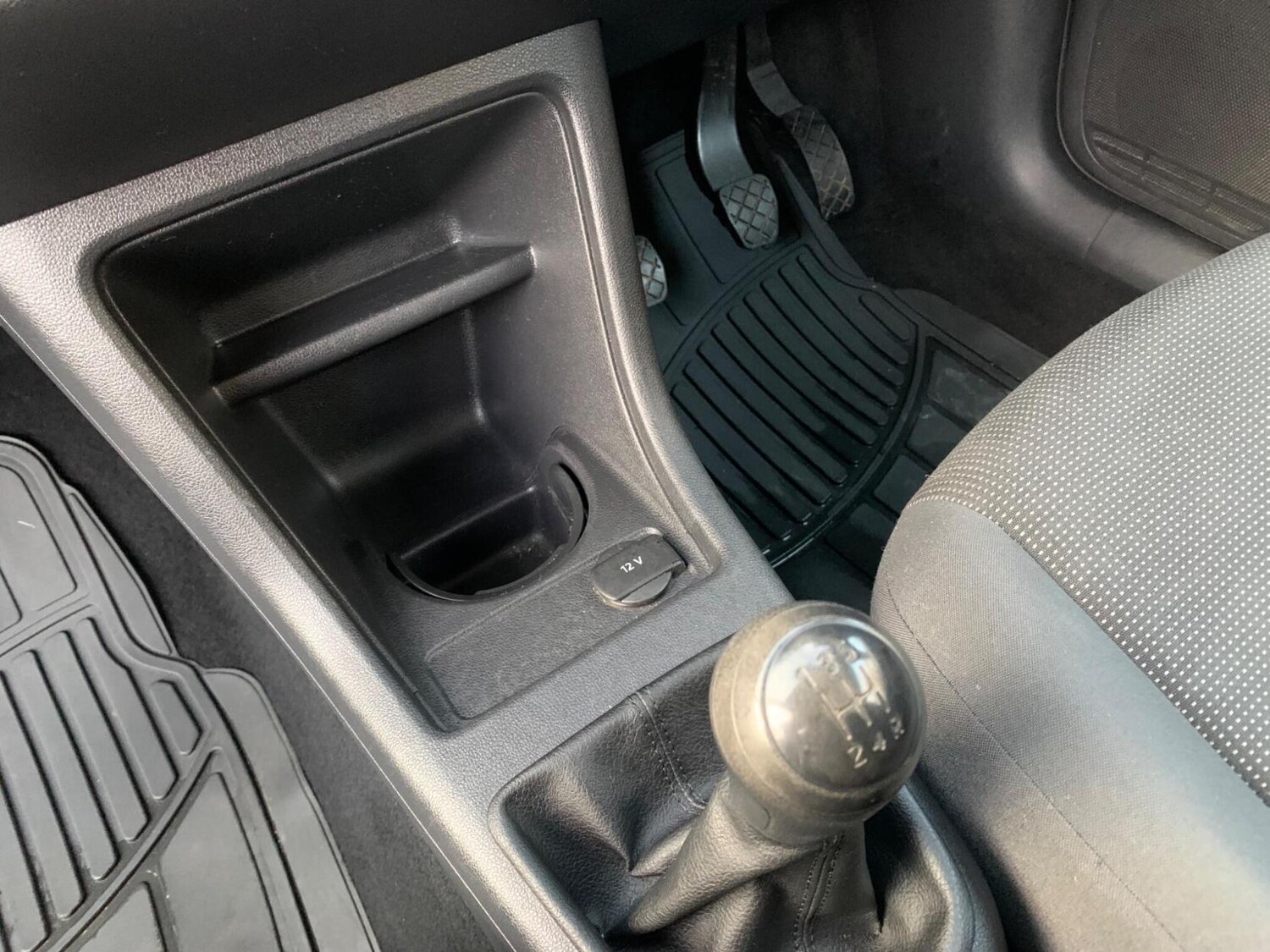 Used Volkswagen up! 2014 for sale - 77591042: Photo 34