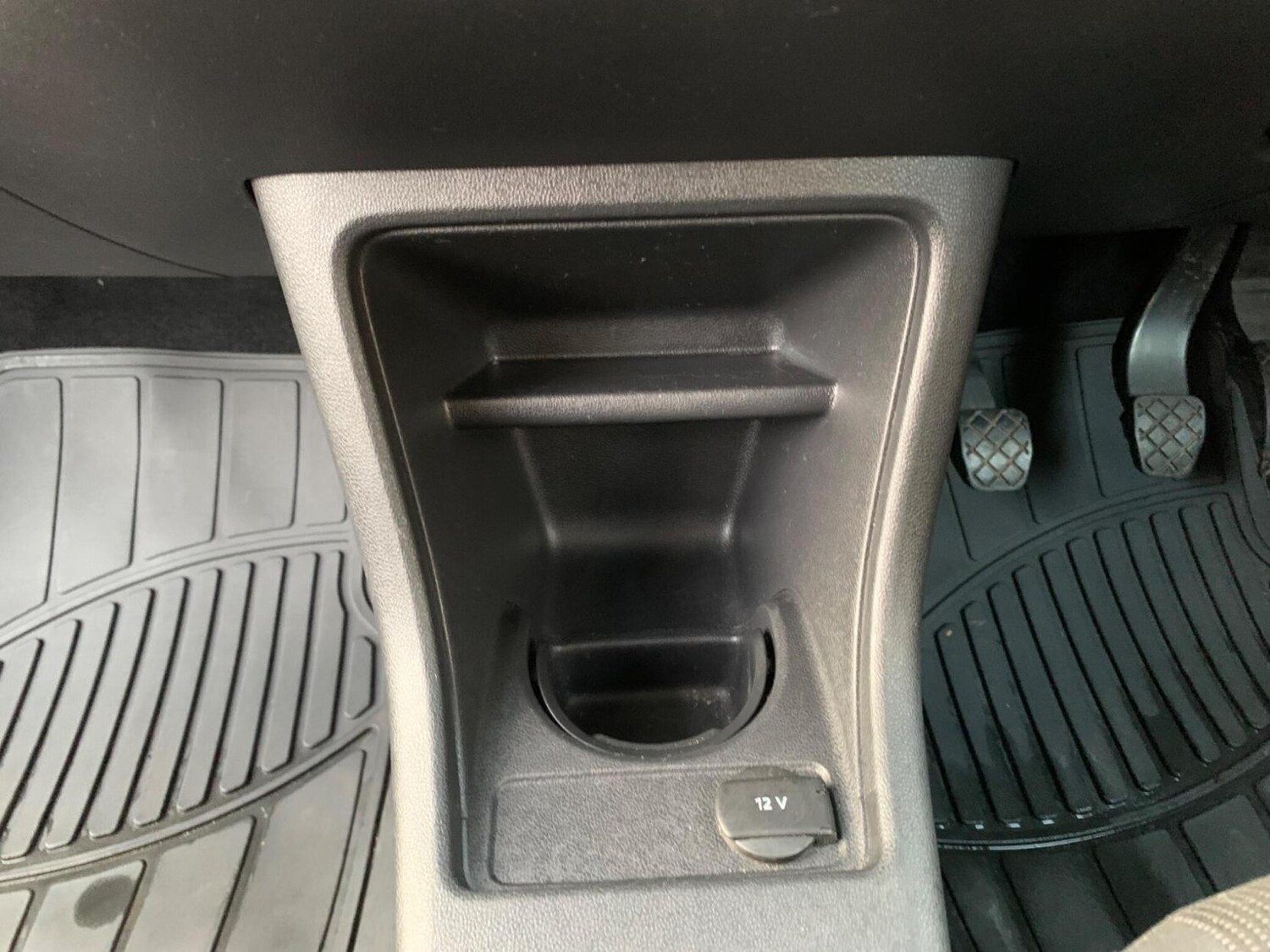 Used Volkswagen up! 2014 for sale - 77591042: Photo 35